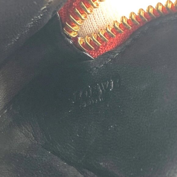 LOEWE Anagram logo heart Wallet Coin Compartment coin purse Leather Red - Picture 9 of 13